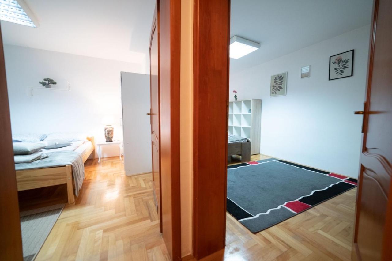 Apartman Yellow House Sarajevo Exterior photo